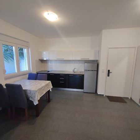 Apartment Zatonka 2 Zaton  Bagian luar foto